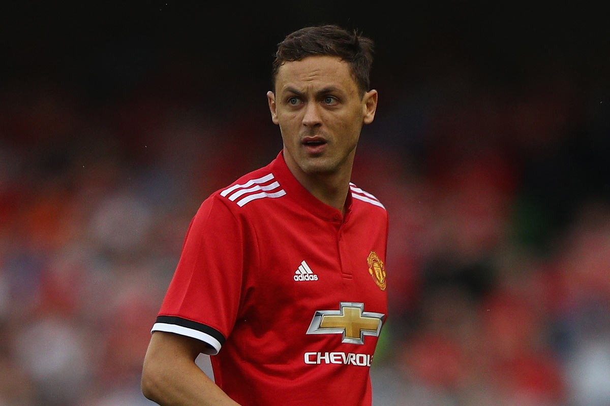 这一镜头展 这一镜头展