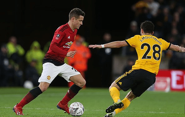 畏手畏脚 畏手畏脚